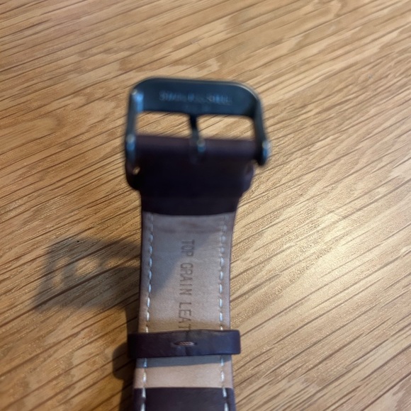 Vincero Gray Dial Watch with Brown Leather Strap - Picture 8 of 12